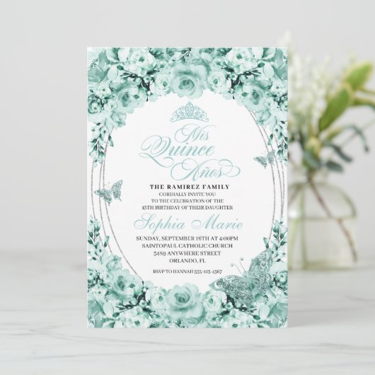 Invitation Mint Vert Argent Floral Tiara Quinceanera (Debout devant)