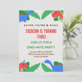 Invitation Modèle de fête de dinosaure amusant pour enfants (Debout devant)