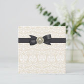 Invitation Modèle de l'événement Cream Pearl Bow Black Cravat (Debout devant)