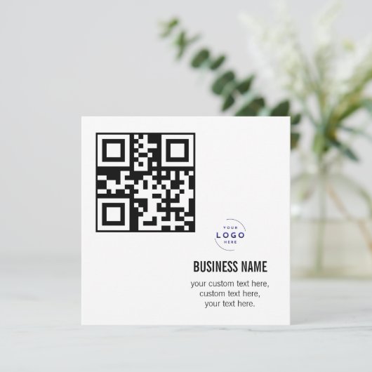 Invitation Modèle de nom de logo d'entreprise de code QR pers (Debout devant)