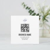Invitation Modèle de nom de logo d'entreprise de code QR pers (Debout devant)