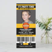 Invitation Modèle photo d'anniversaire de basket-ball (Debout devant)