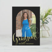 Invitation Modèle photo diplômé Stylish Simple Calligraphie (Debout devant)