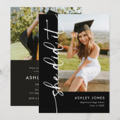 Invitation Modern Black She Did It Photo Graduation (Devant / Derrière)