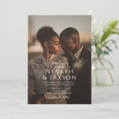 Invitation Modern Elegant Overlay Wedding Photo (Debout devant)