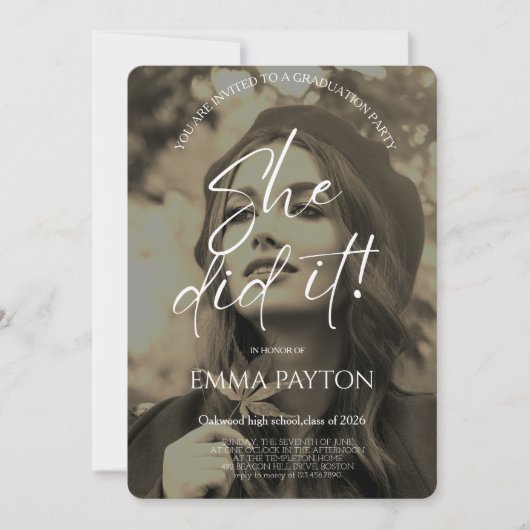 Invitation Modern Graduation Celebration (Devant)