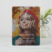 Invitation Modern Graduation Celebration  (Debout devant)