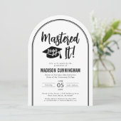 Invitation Modern Mastered It Master's Degree Graduation  (Debout devant)
