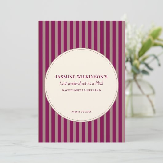 Invitation Modern QR code Bachelorette Weekend Itinerary (Debout devant)