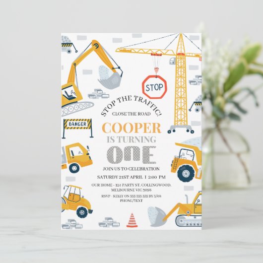 Invitation Modern Yellow Grey Construction 1st Birthday (Debout devant)