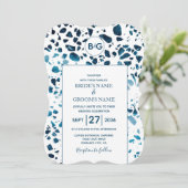 Invitation Moderne Abstrait Terrazzo Mosaic Blue Mariage Invi (Debout devant)