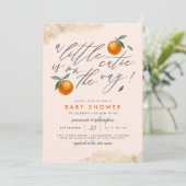 Invitation Moderne Blush Un Petit Baby shower Orange Cutie (Debout devant)