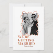 Invitation moderne Bold Wavy funky Terracotta Mariage (Dos)