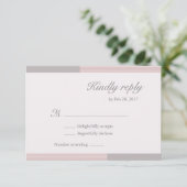 Invitation Moderne chic rose saumon blanc gris rayures rsvp (Debout devant)
