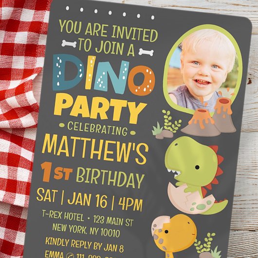 Invitation Moderne Cute Dinosaur Dino fête d'anniversaire pou