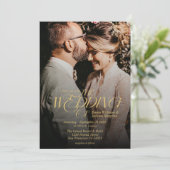Invitation Moderne Elegant Calligraphie Photo Mariage Or (Debout devant)