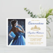 Invitation Moderne Elegant Gold Crown Royal Blue Quinceanera (Debout devant)