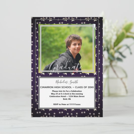 INVITATION MODERNE MALE GRAD STARS BLEU | FÊTE DE DIPLÔME (Debout devant)