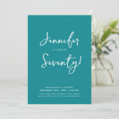 Invitation Moderne minimal 70e anniversaire Script Turquoise (Debout devant)