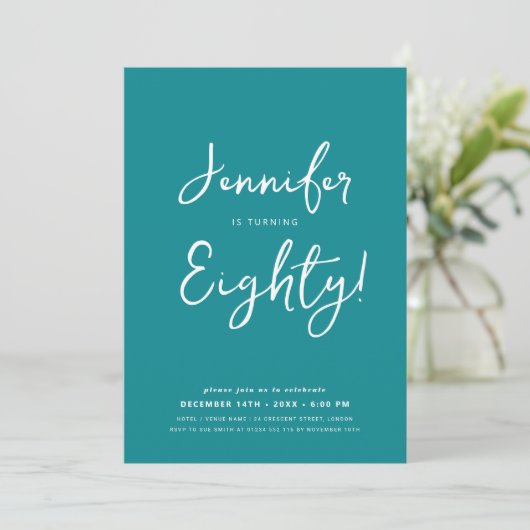 Invitation Moderne minimal 80e anniversaire Script Turquoise (Debout devant)