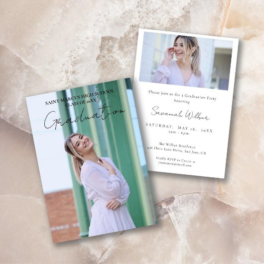 Invitation Moderne Minimal Simple Script Graduation Party