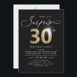 Invitation Moderne noir et or adulte surprise 30e anniversair<br><div class="desc">Modern Shhh, c'est une surprise 30e anniversaire invitation de fête comprend script élégant et faux or parties scintillant numéro 30 et vos détails de fête sur couleur arrière - plan noir, simple et élégant, grande surprise invitation d'anniversaire adulte jalon d'anniversaire pour les hommes et les femmes. la couleur noire de...</div>