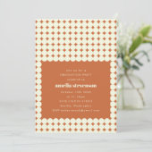 Invitation Moderne Rétro en terre cuite Points Graduation Par (Debout devant)