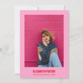 Invitation Moderne rose & rouge audacieux graduation de polic (Dos)