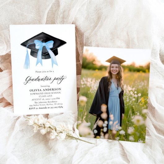 Invitation Moderne tendance Bleu Bow Graduation Cap Graduatio
