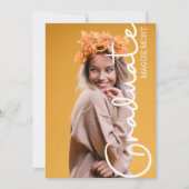 Invitation Moderne tendance Simple Script Photo Graduation In (Devant)