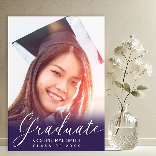 Invitation Moderne violet blanc calligraphie photo graduation