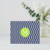 Invitation Monogramme d'élégance Navy Blue Modern Trellis (Debout devant)