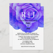 Invitation Monogramme Floral bleu Fleurs Roses Mariage élégan (Devant / Derrière)
