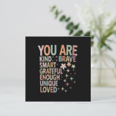 Invitation Motivation de l'enseignant Premier jour Retour à l (Debout devant)