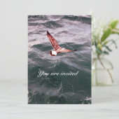 INVITATION MOUETTE VOLANT AU-DESSUS DES VAGUES PLAGE MARIAGE (Debout devant)