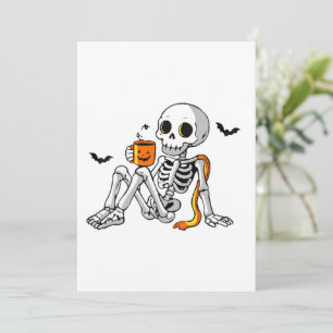 Invitation Mug Cozy Halloween squelette avec café & chauves-s