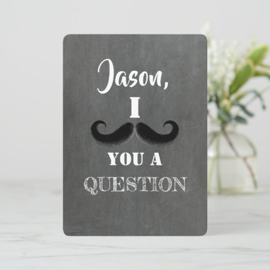 Invitation Mustache Funny Groomsman ou Best Man (Debout devant)