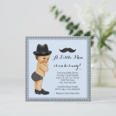 Invitation Mustache Little Man Bleu et Baby shower noir (Debout devant)