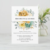 Invitation Mustard Jaune Floral Sage Vert Mariage moderne (Debout devant)