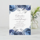 Invitation Navy & Blanc avec confirmation florale en feuille (Debout devant)