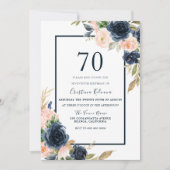 Invitation Navy & Blush Floral Élégant 70e anniversaire fête (Devant)