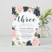 Invitation Navy Blush Flowers 3e fête d'anniversaire garçon o (Debout devant)
