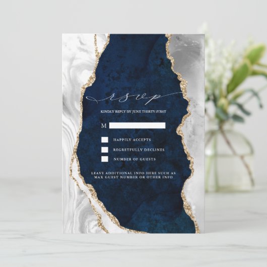 Invitation Navy Marble, Blanc & Agate Orfèvre Réponse de Mari (Debout devant)