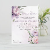Invitation Né au Baby shower fleuri pourpre de Bloom (Debout devant)