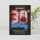 Invitation Neon 30e anniversaire (Debout devant)