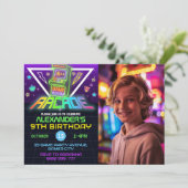 Invitation Neon Arcade Photo Anniversaire Gaming Party Invita (Debout devant)