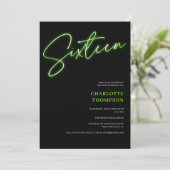 Invitation néon cool vert script rétro noir photo Sweet 16 (Debout devant)
