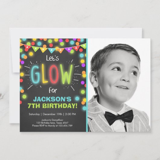 Invitation Neon Glow dans l'invitation d'anniversaire sombre (Devant)