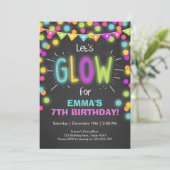 Invitation Neon Glow dans l'invitation d'anniversaire sombre (Debout devant)