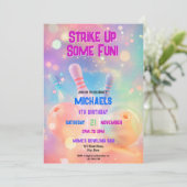 Invitation Neon Holographic Bowling Grève Une Fête Amusante (Debout devant)